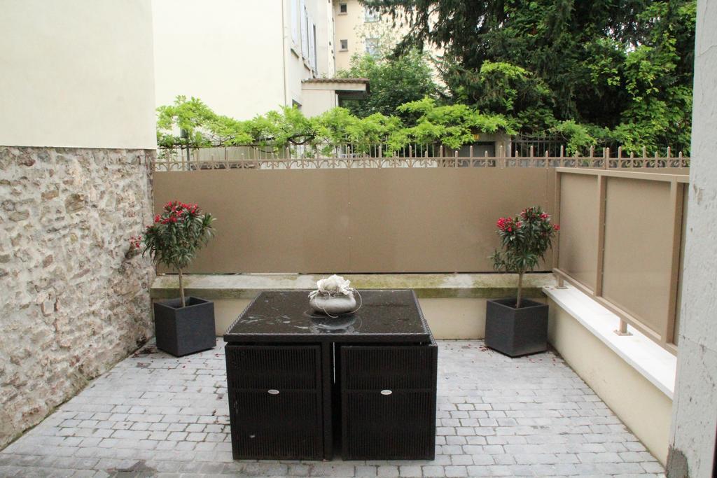 La Colombine Apartment Sainte-Colombe  Bagian luar foto